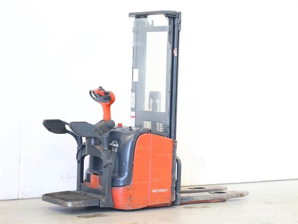 Linde L16AP/372 Pedestrian stacker