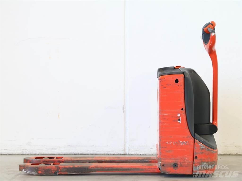 Linde T16/1152 Pedestrian stacker