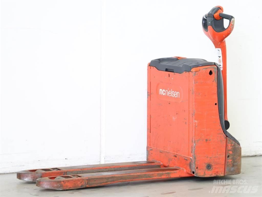 Linde T16/1152 Pedestrian stacker