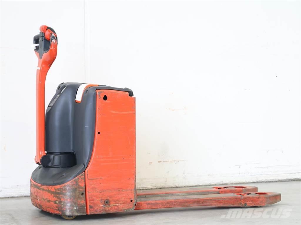 Linde T16/1152 Pedestrian stacker