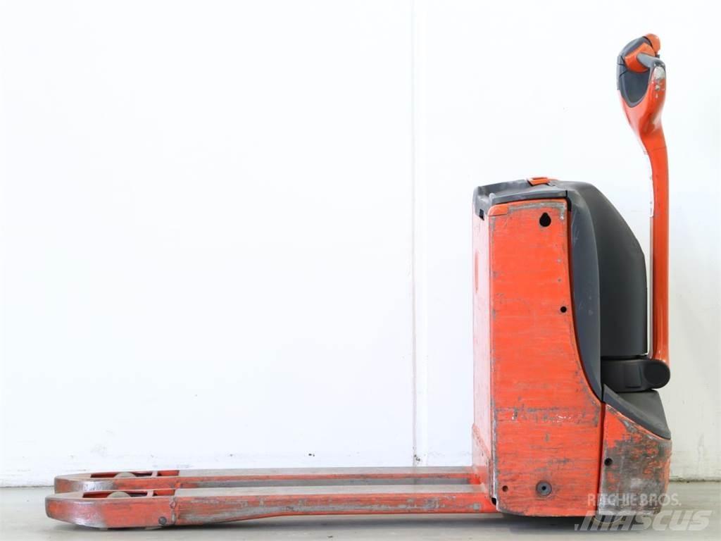 Linde T16/1152-00 Pedestrian stacker