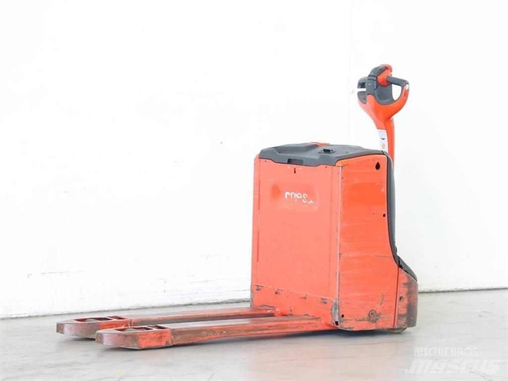 Linde T16/1152-00 Pedestrian stacker