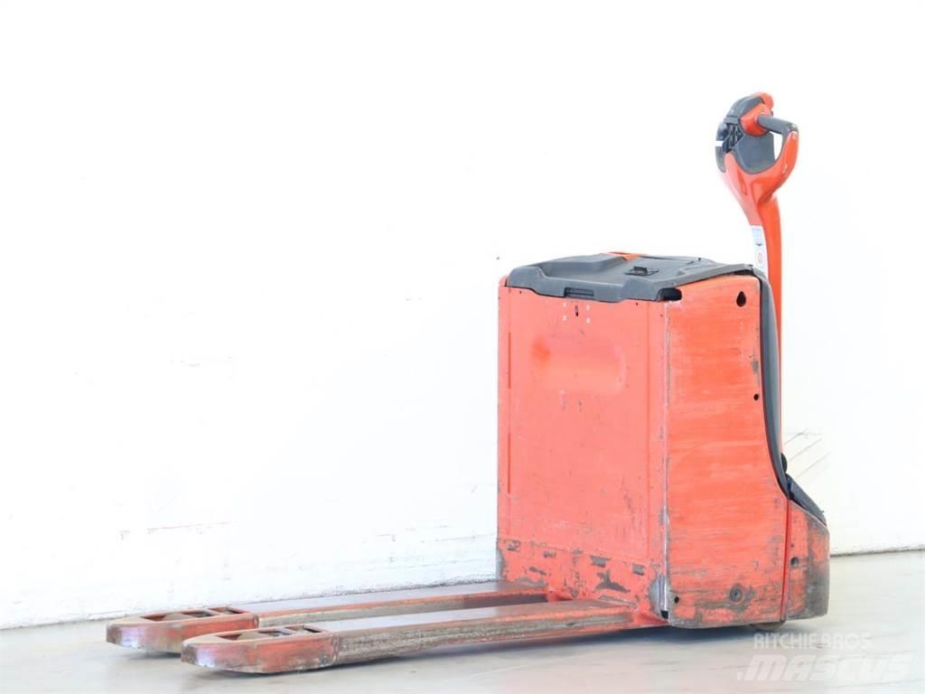 Linde T16/1152-00 Pedestrian stacker