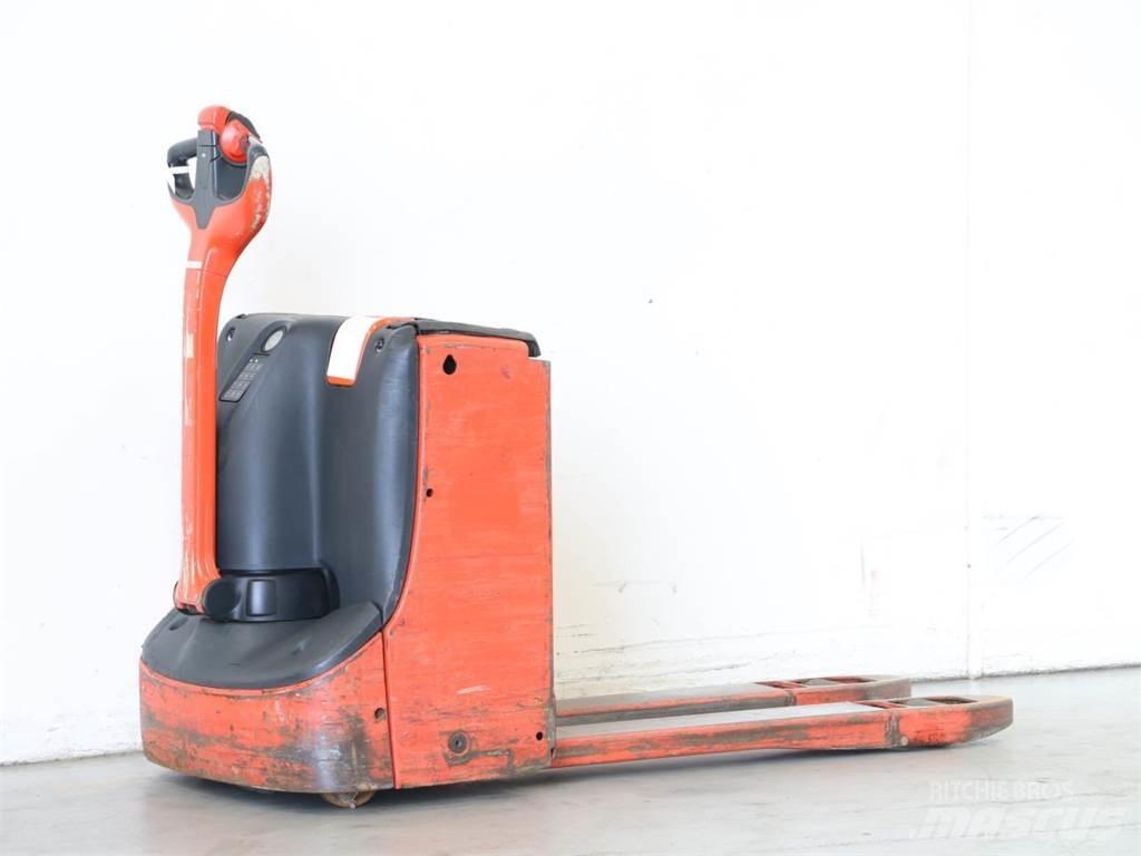 Linde T16/1152-00 Pedestrian stacker