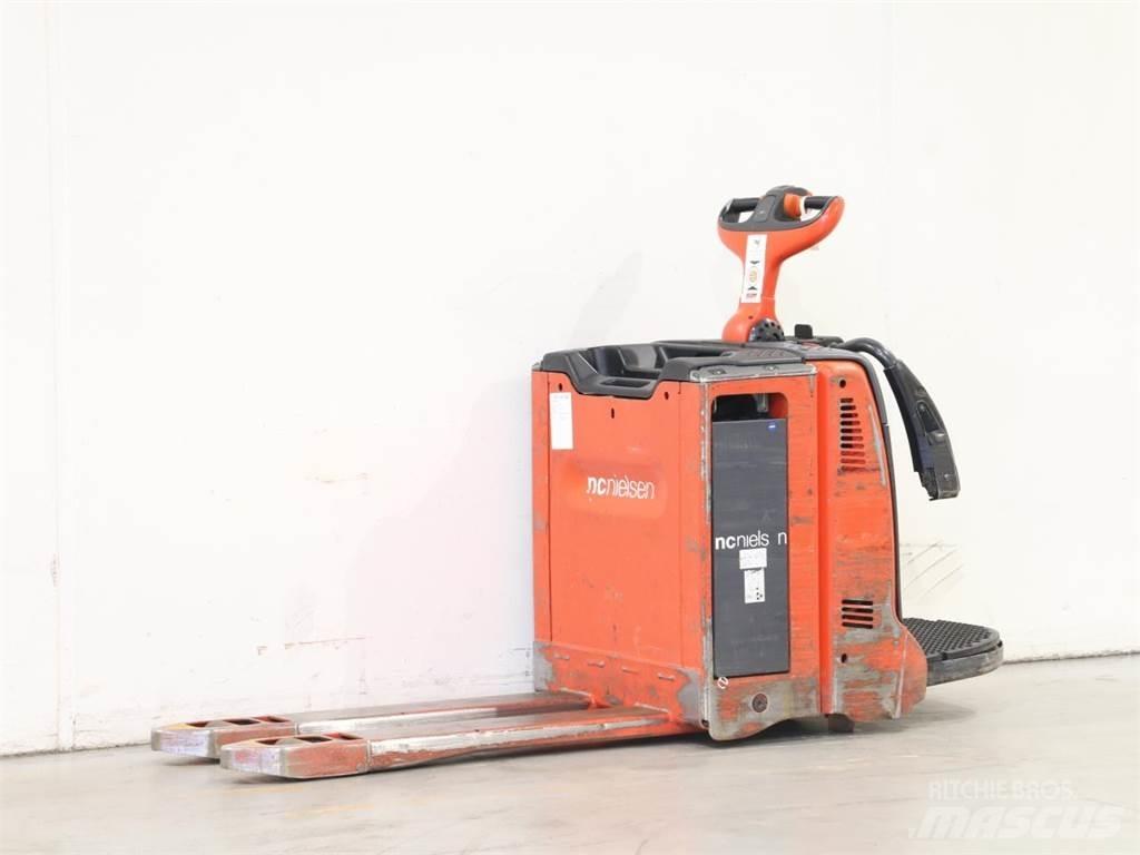 Linde T20AP/131 Pedestrian stacker