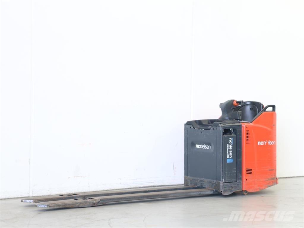 Linde T20SP/131 Pedestrian stacker
