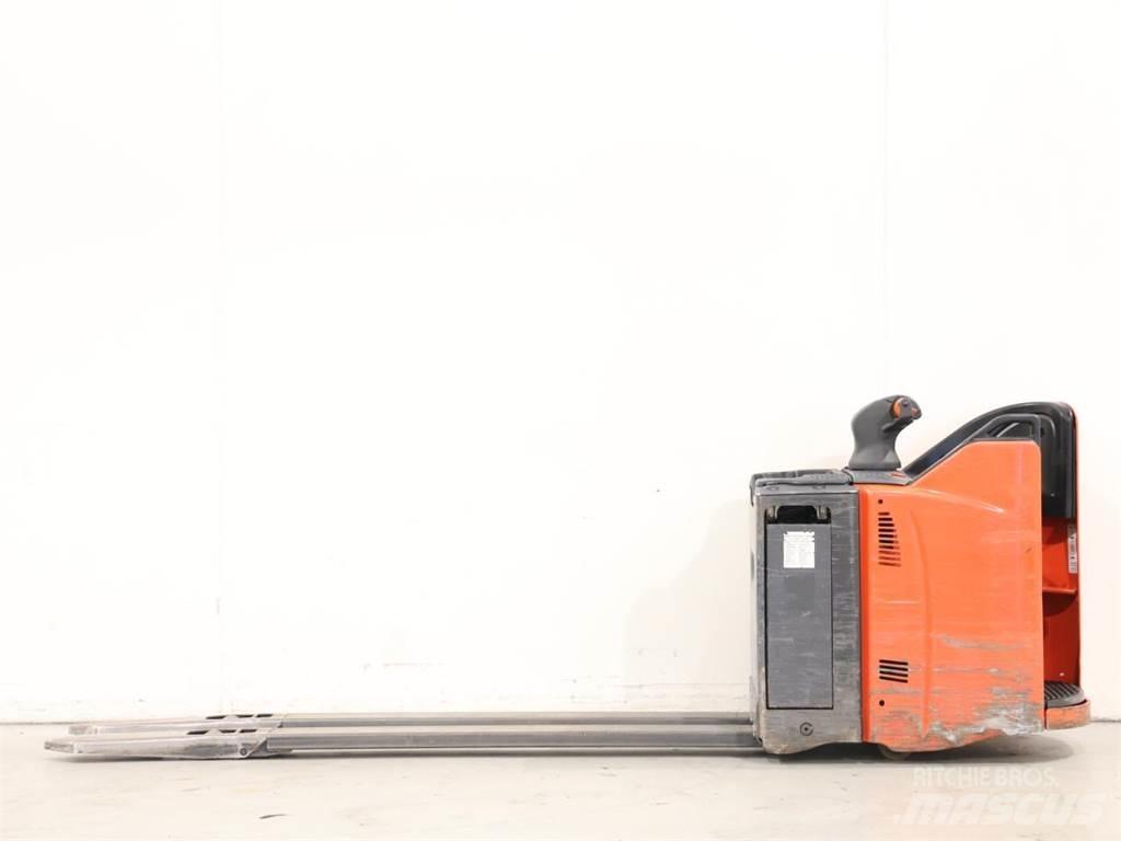 Linde T20SP/131 Pedestrian stacker