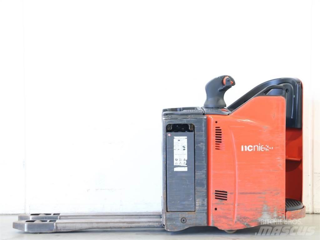 Linde T20SP/131 Pedestrian stacker