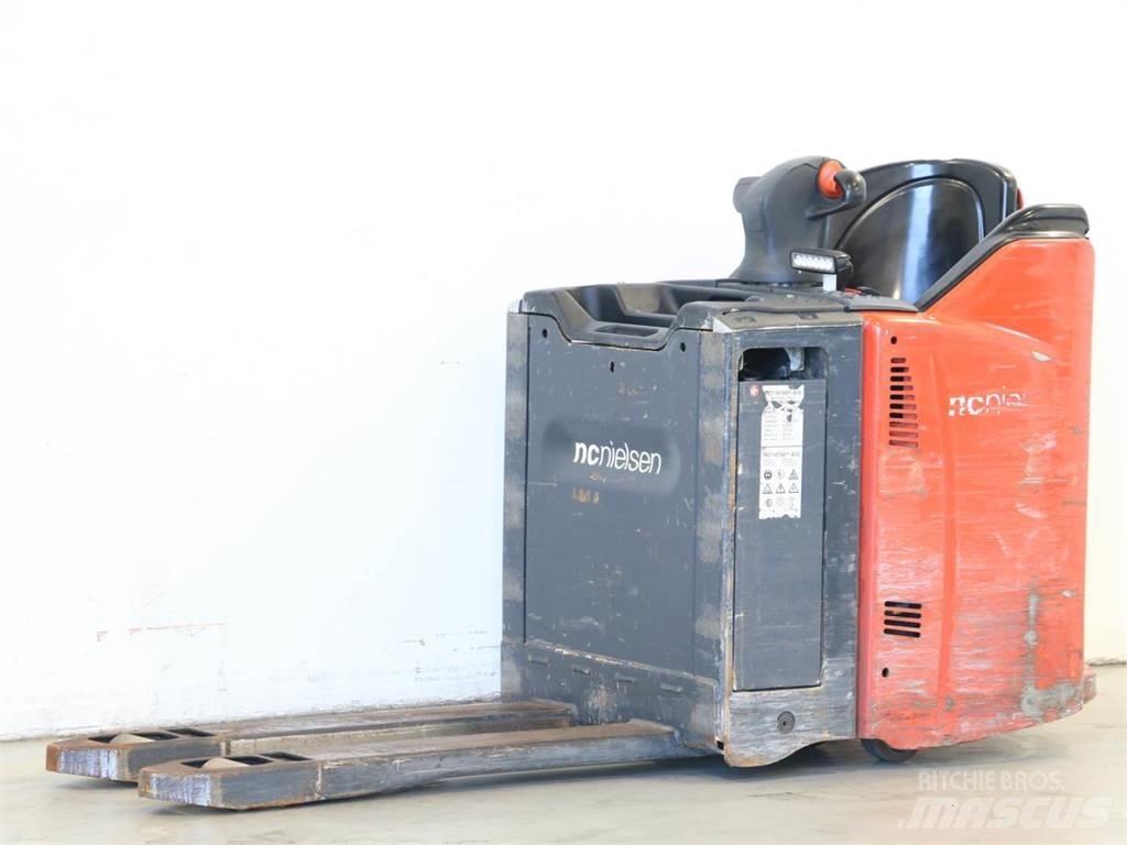 Linde T20SP/131 Pedestrian stacker