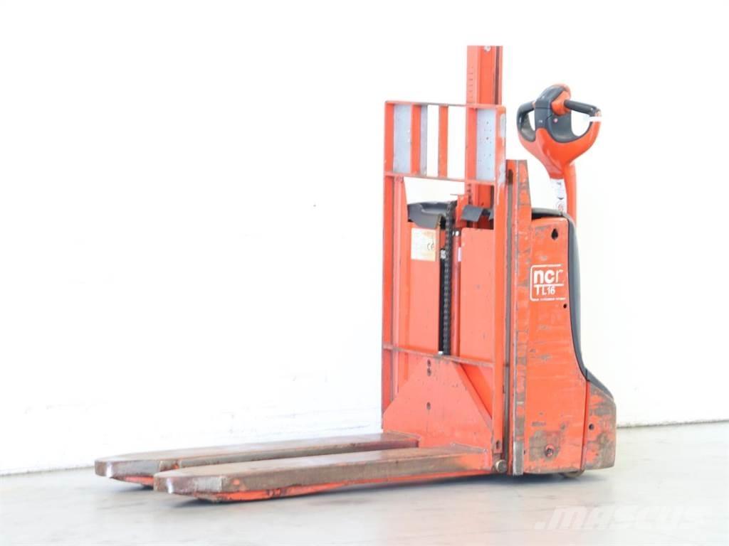 NCN TL16/1152-00 Pedestrian stacker