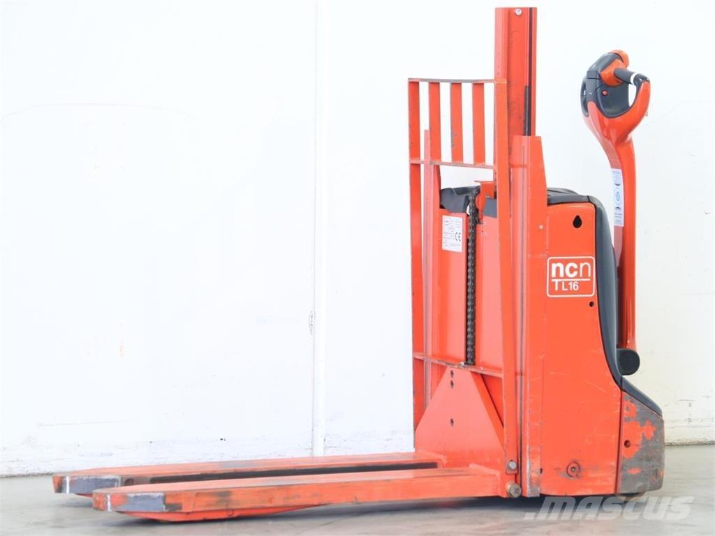 NCN TL16/1152-00 Pedestrian stacker
