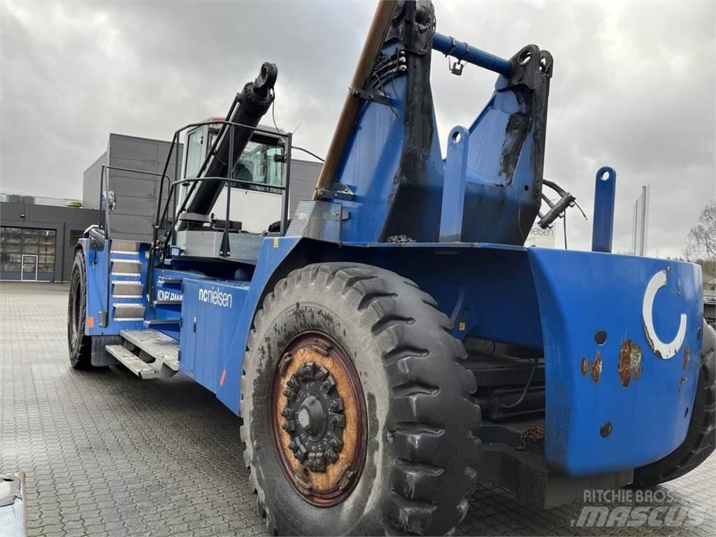 SMV 4535 TC5 Reach trucks