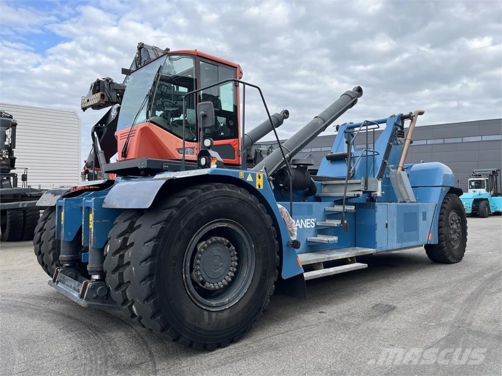 SMV 4538 CCX4 Reach trucks
