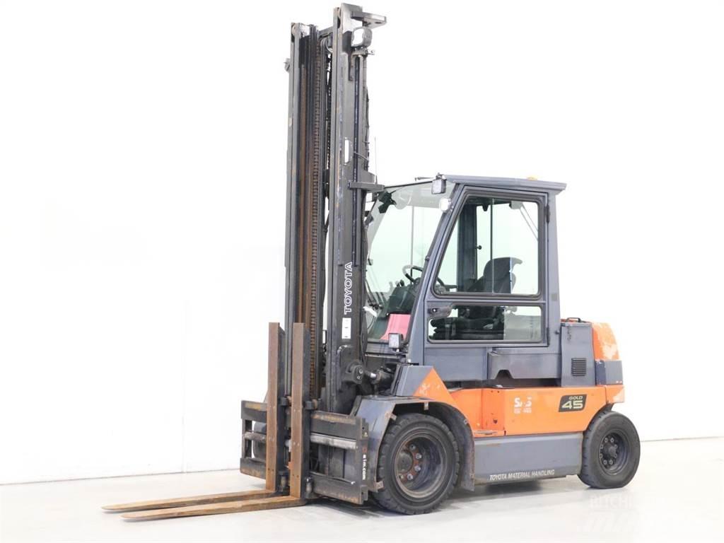 Toyota 7FBMF45 Misc Forklifts