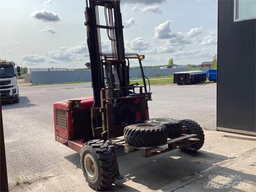A-Faber Moffet Electric Forklifts
