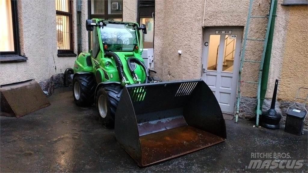 Avant 860i GT Mini Loader