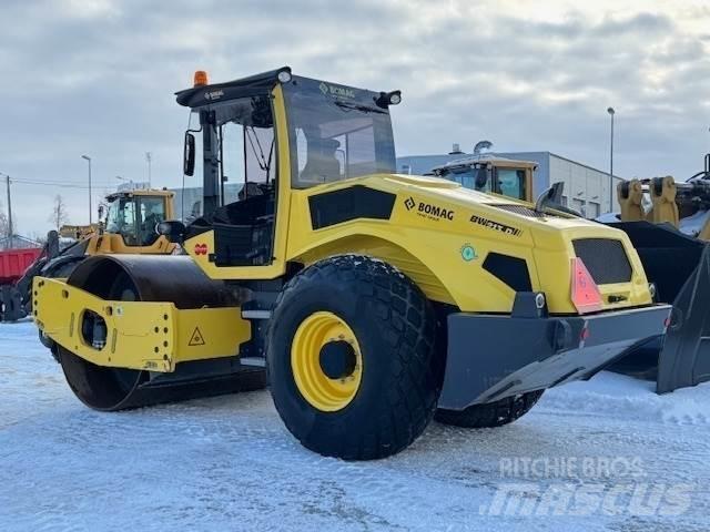 Bomag BW 213D-5 Other