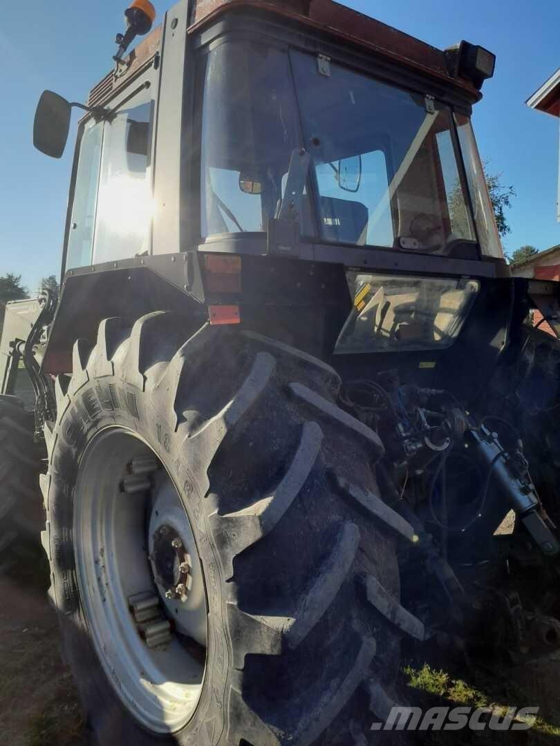 Case IH 4240 Tractors
