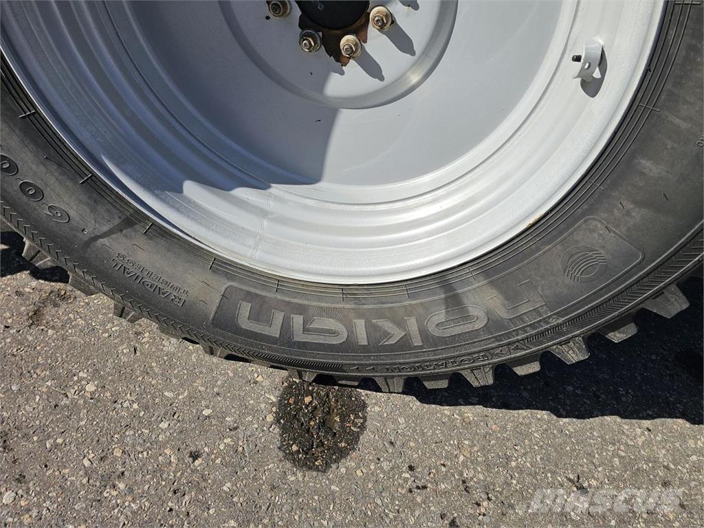 CASE MAXXUM 140 Tractors