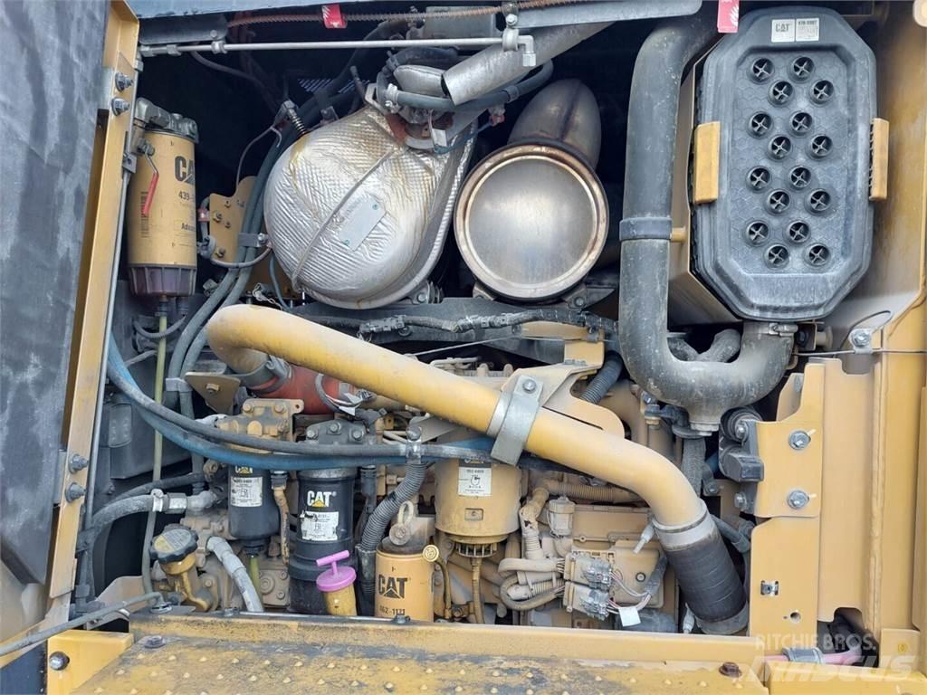 CAT 120 Motor Graders