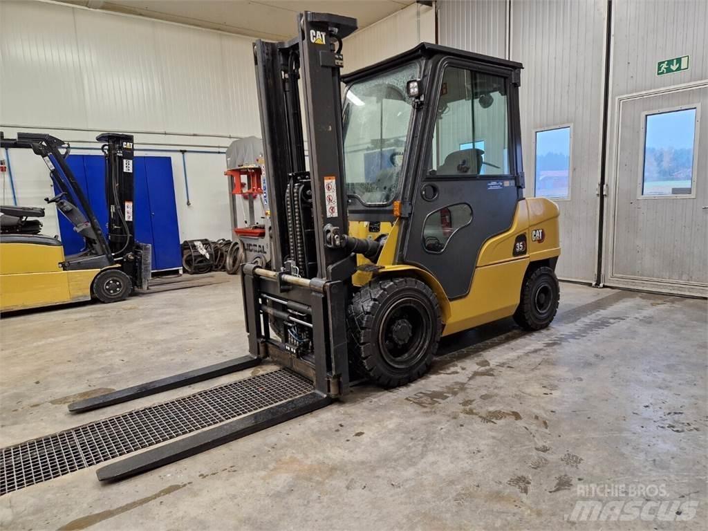 CAT DP35NT Diesel Forklifts