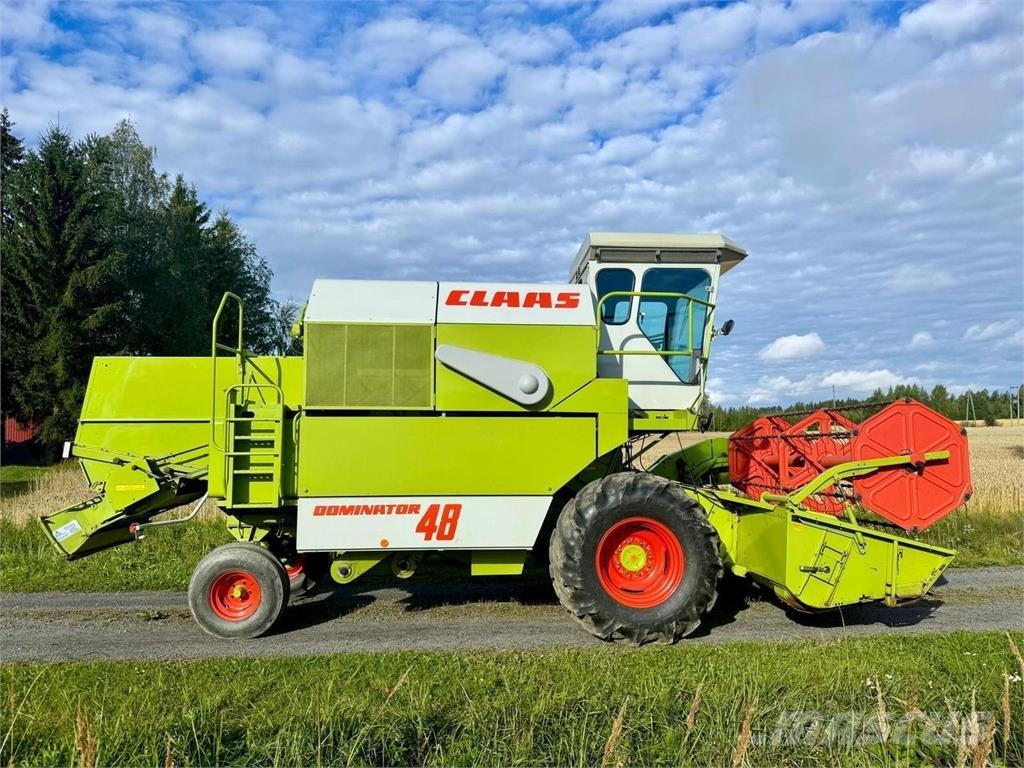 CLAAS 48 Combine Harvesters
