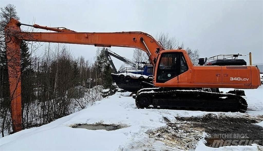 Daewoo SL340LC-V Crawler Excavators