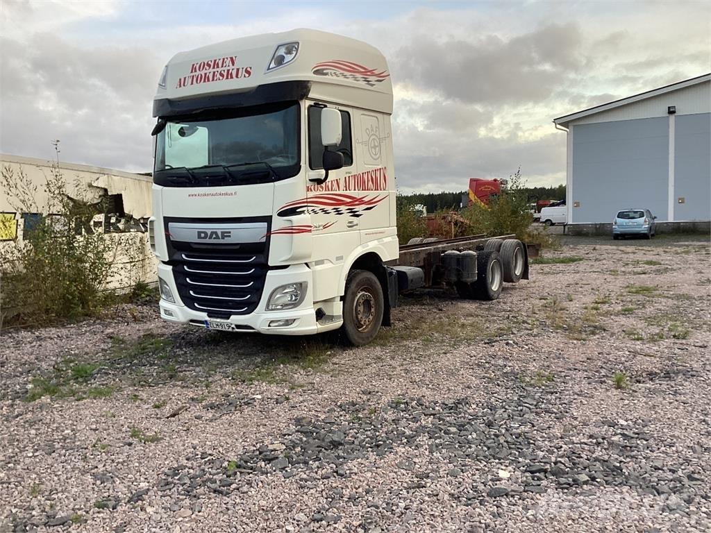 DAF XF 530 Cab & Chassis Trucks