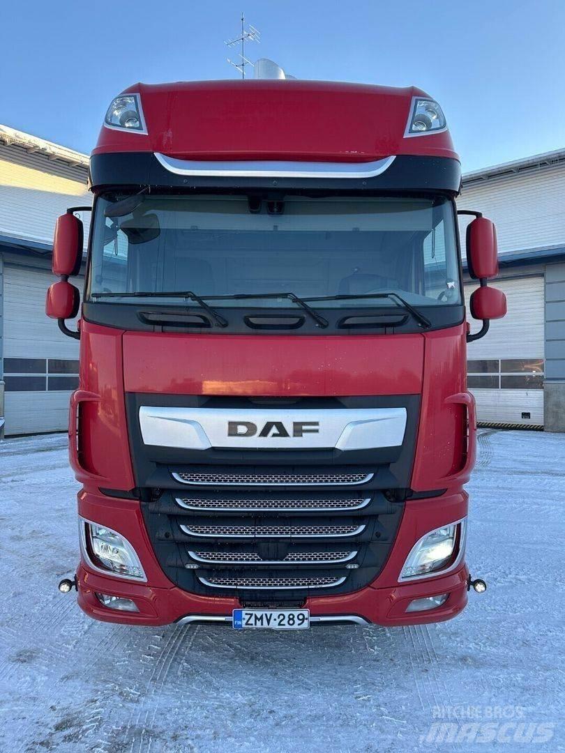 DAF XF 530 6x4 Conventional Trucks / Tractor Trucks
