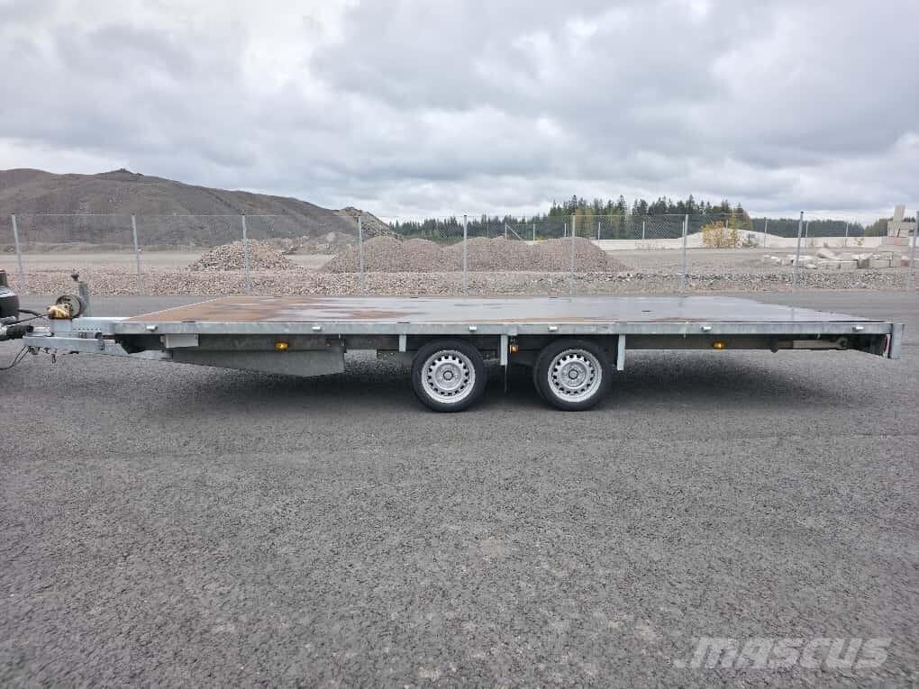 Eduard P4 3000kg Flatbed Trailers