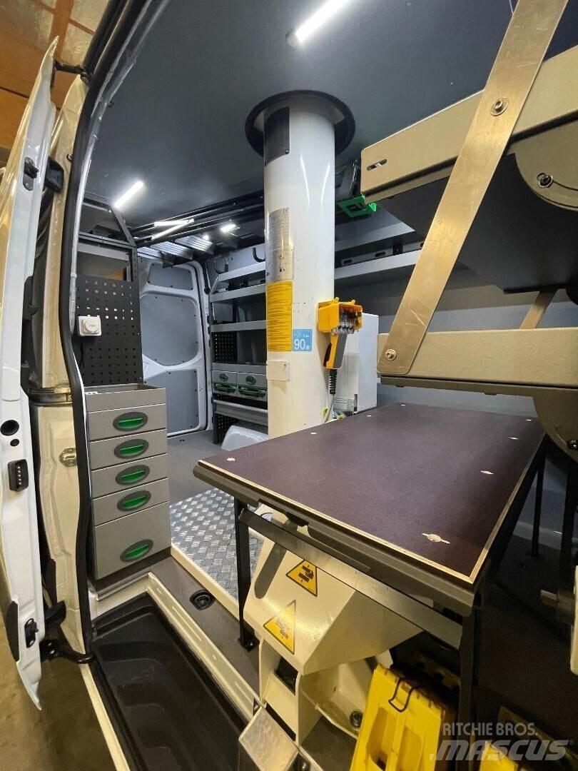 GSR E140TJV Vertical mast lifts
