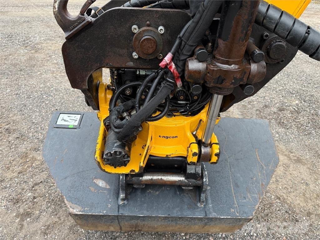 JCB 4 CX ECO Backhoe Loaders