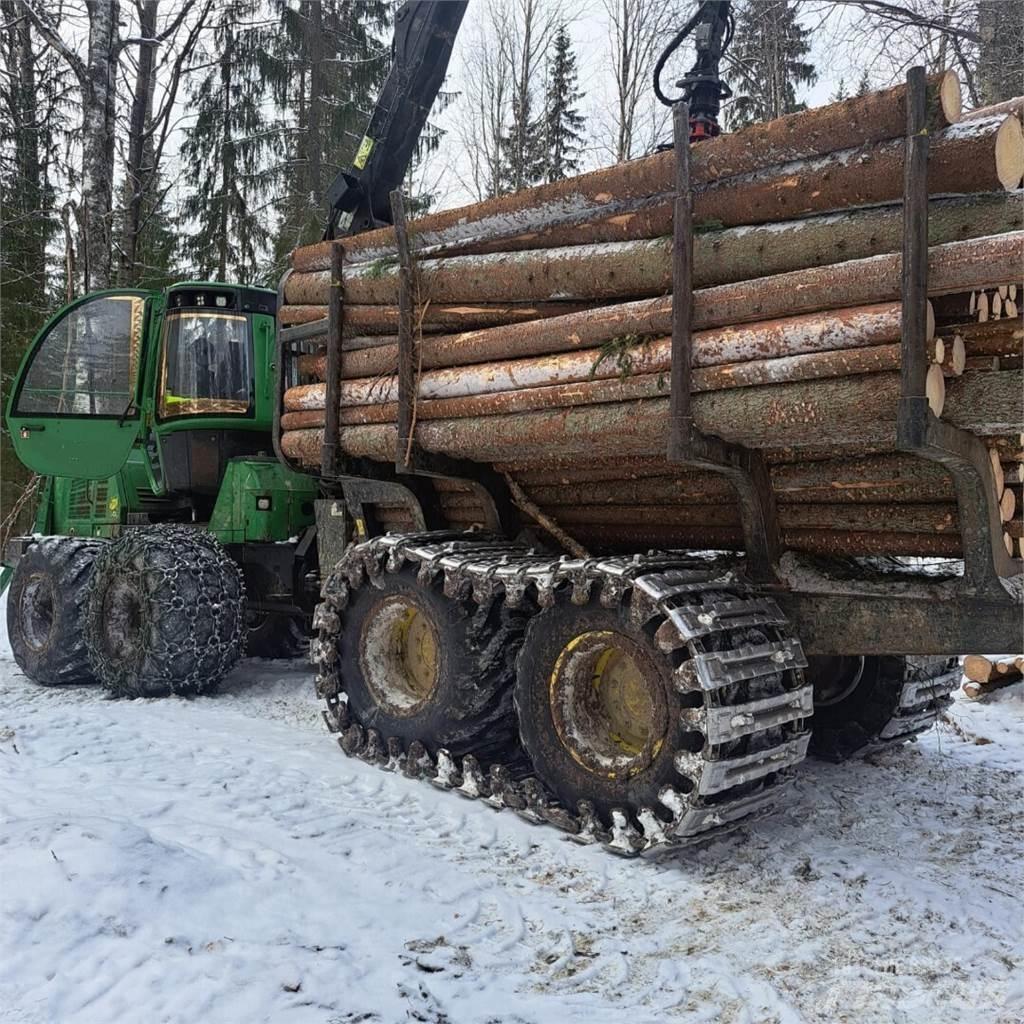 John Deere 1110E Forwarders
