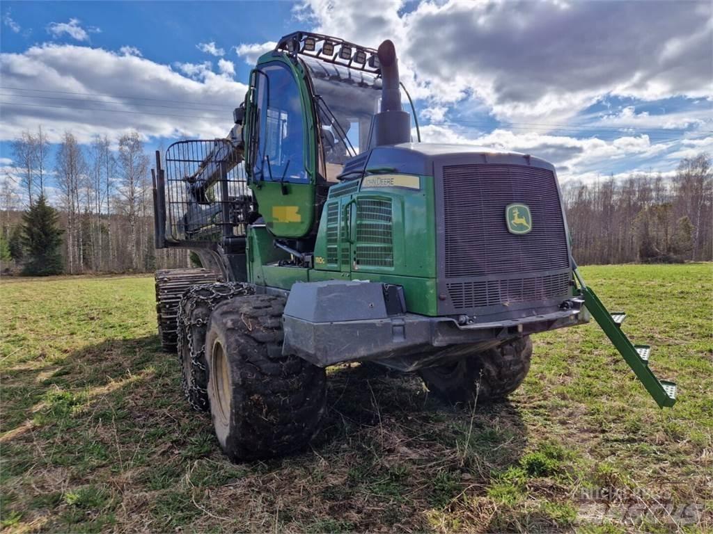 John Deere 1110G Forwarders