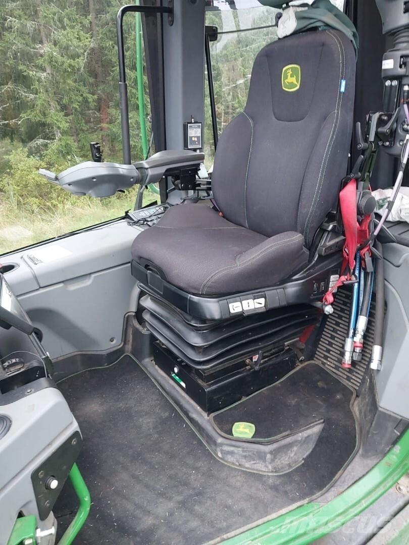 John Deere 1210G Forwarders