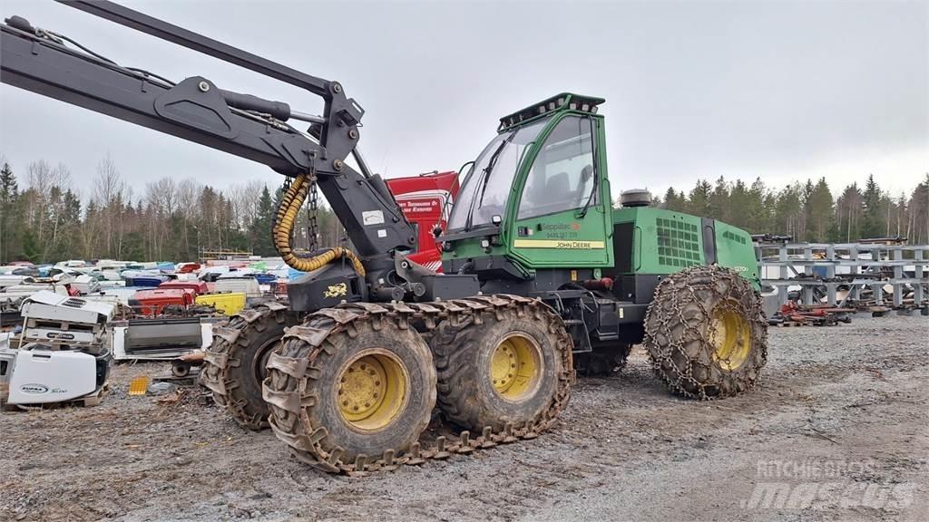 John Deere 1270 D Harvesters