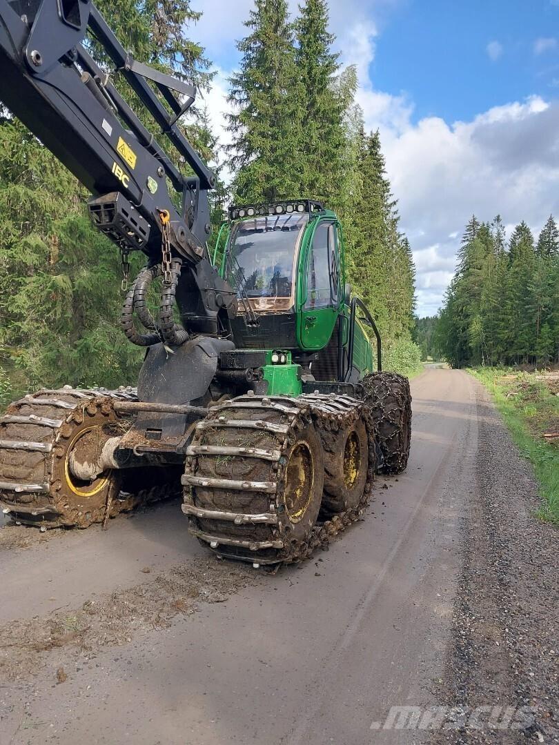 John Deere 1270 G Harvesters