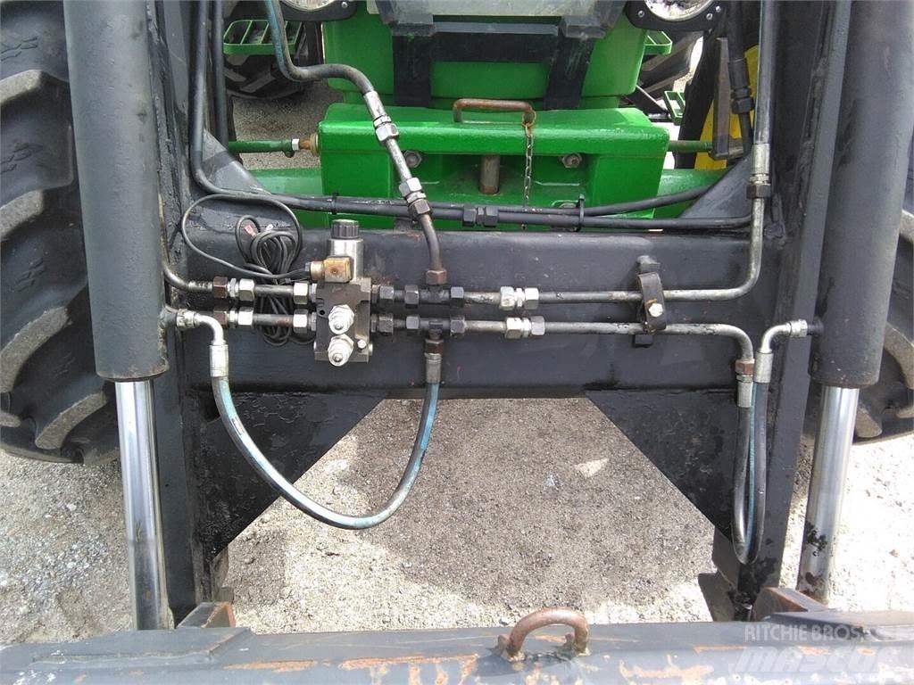John Deere 2650 Tractors