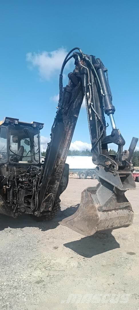 Lännen C100 LS Backhoe Loaders