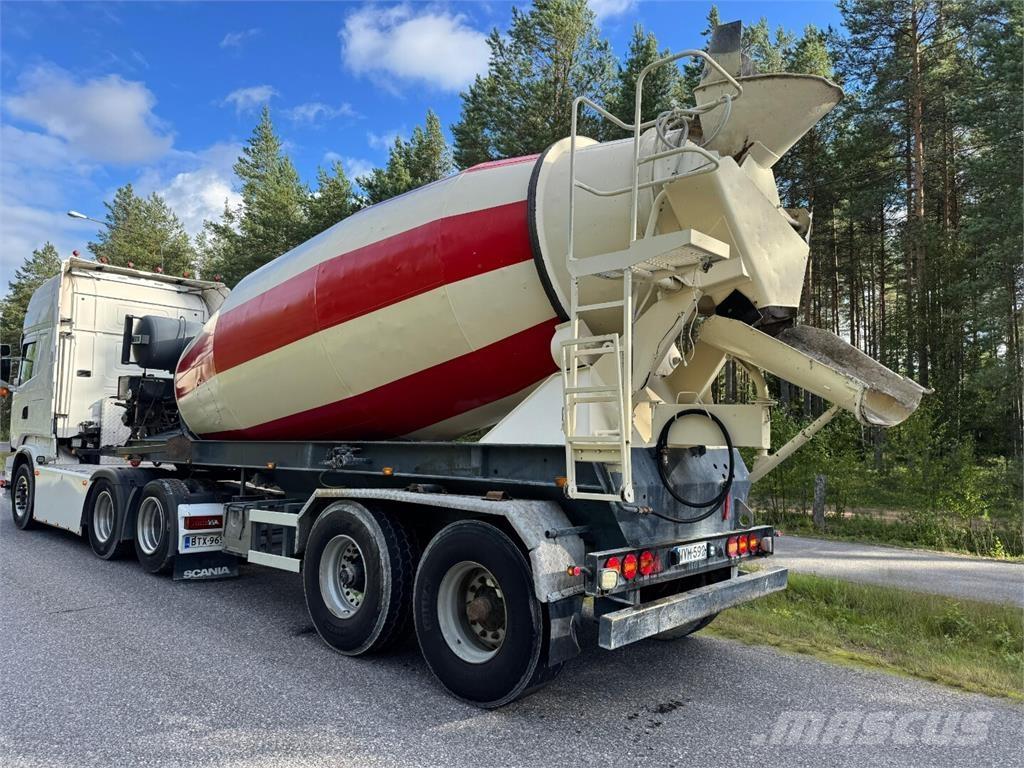 Liebherr 12m3 Concrete Trucks