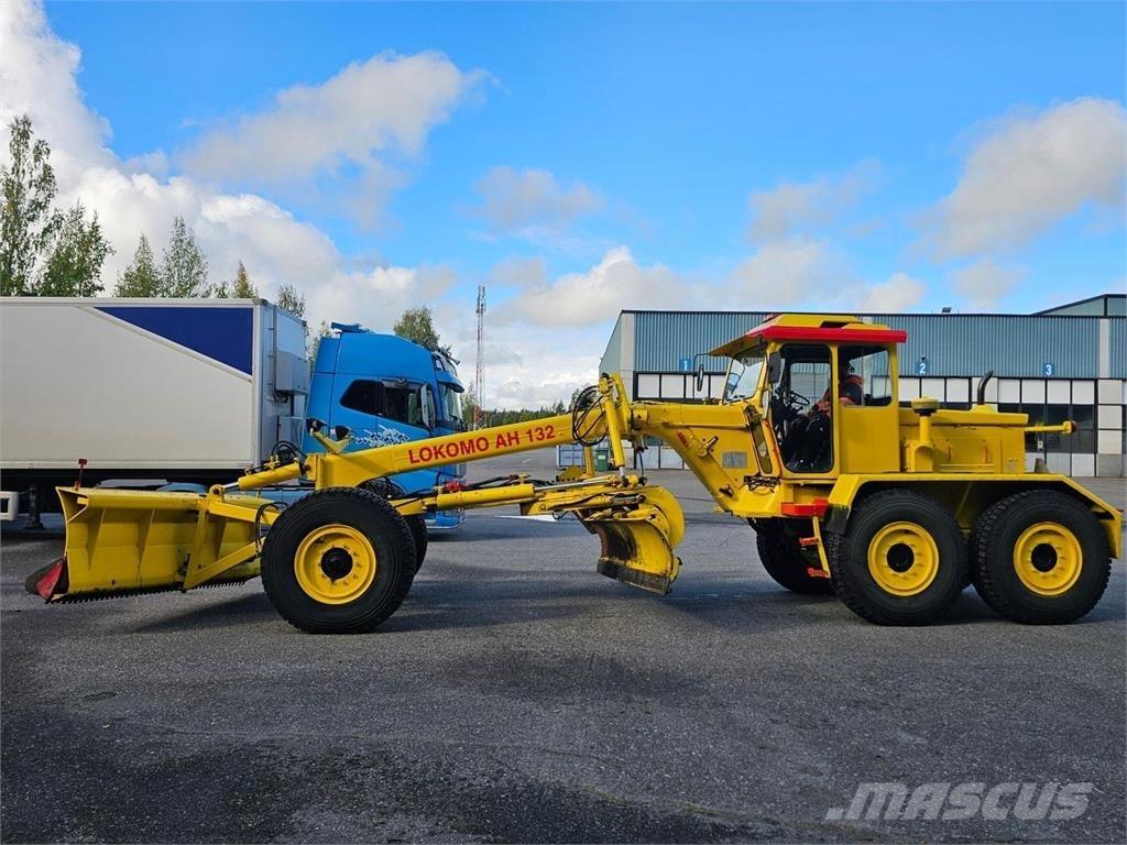 Lokomo AH 132 C Motor Graders