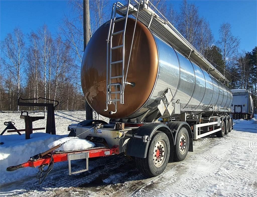 Magyar R42ESD Tank Trailers