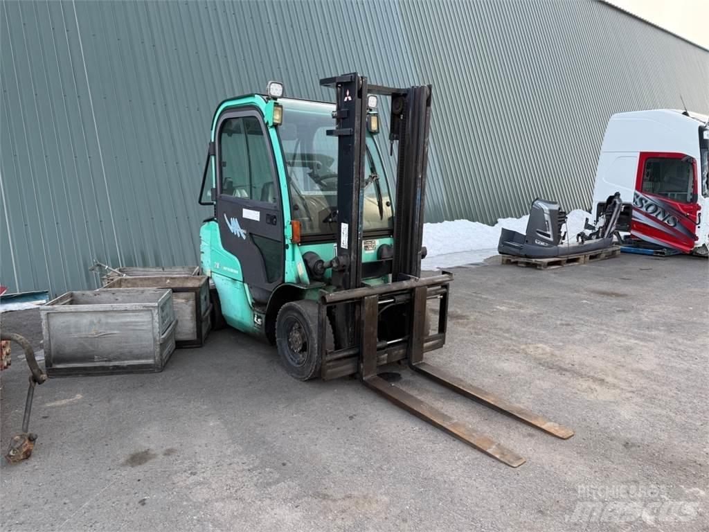 Mitsubishi FD20N Diesel Forklifts