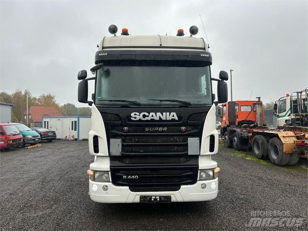 Scania R440 4x2 Conventional Trucks / Tractor Trucks