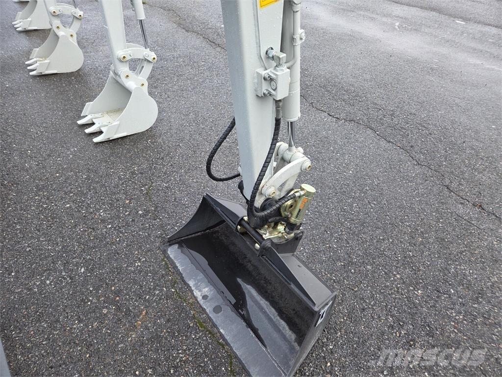 Takeuchi TB210R Mini Excavators <7t (Mini Diggers)