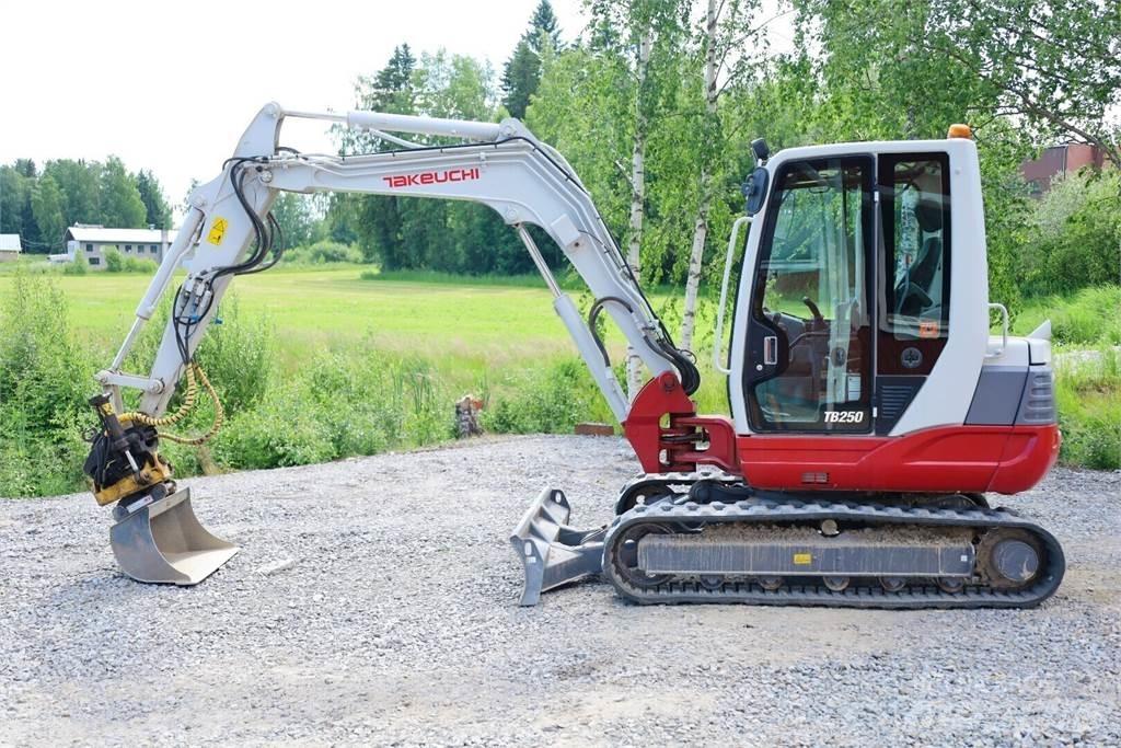 Takeuchi TB250 Mini Excavators <7t (Mini Diggers)