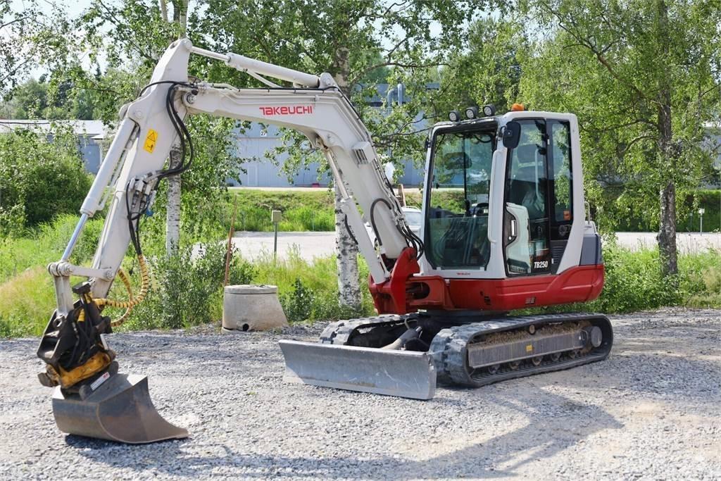 Takeuchi TB250 Mini Excavators <7t (Mini Diggers)