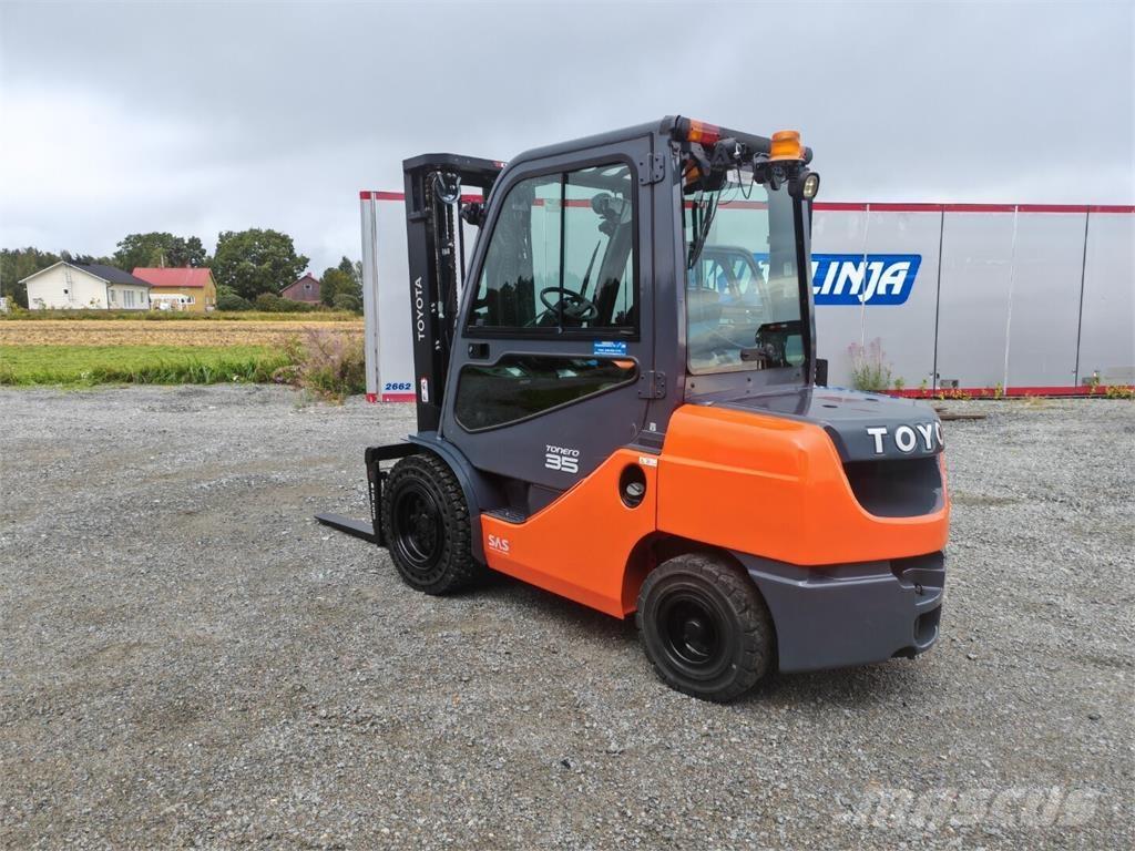 Toyota 02-8FDJF35 Diesel Forklifts