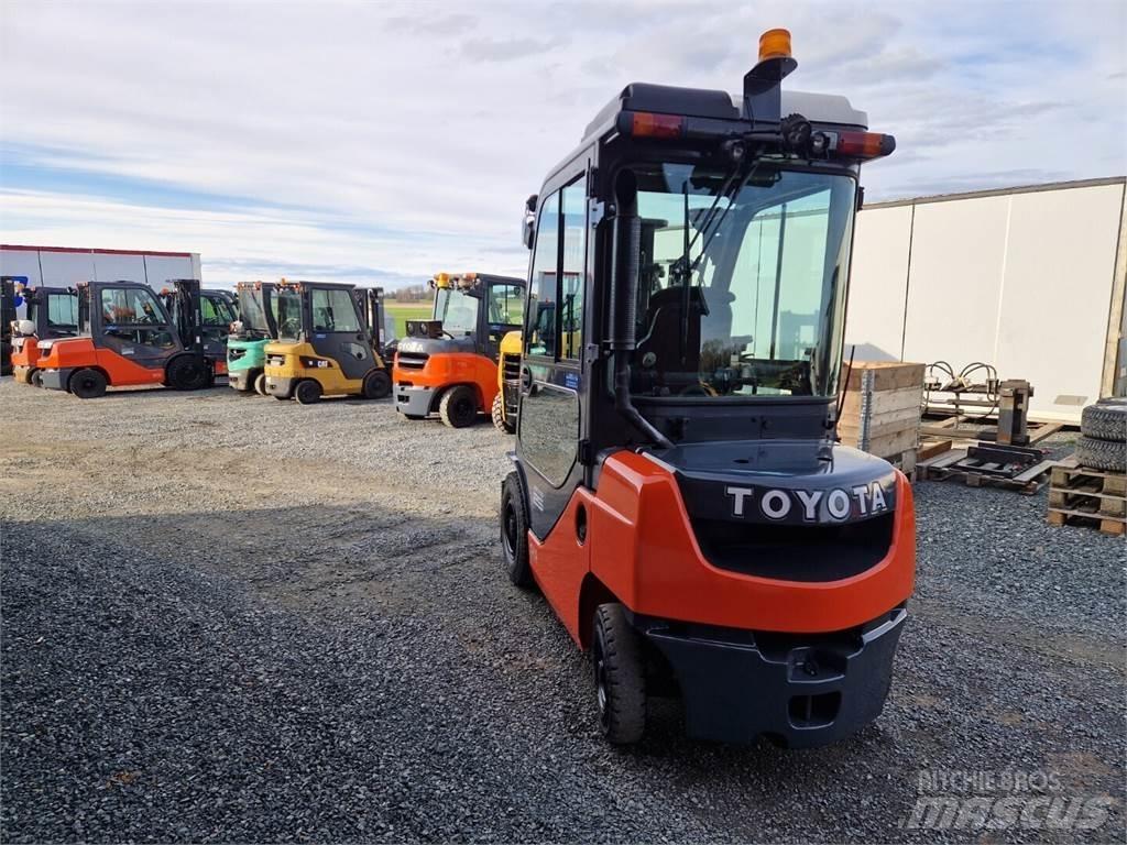 Toyota 52-8FDF25 Diesel Forklifts