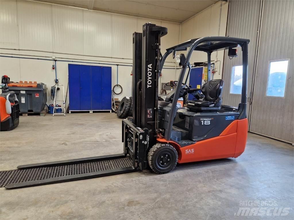 Toyota 8FBE18T Electric Forklifts